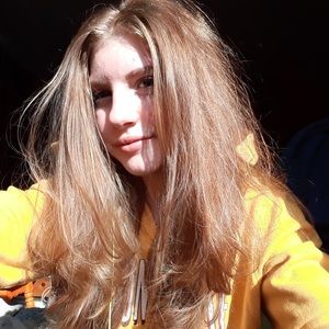 Meet your Posher, Savannah